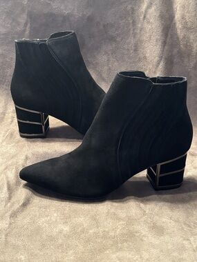STEVEN Steven Madden Women’s SZ 9 Black Suede Chunky Metal Cage Heel Ankle Boot